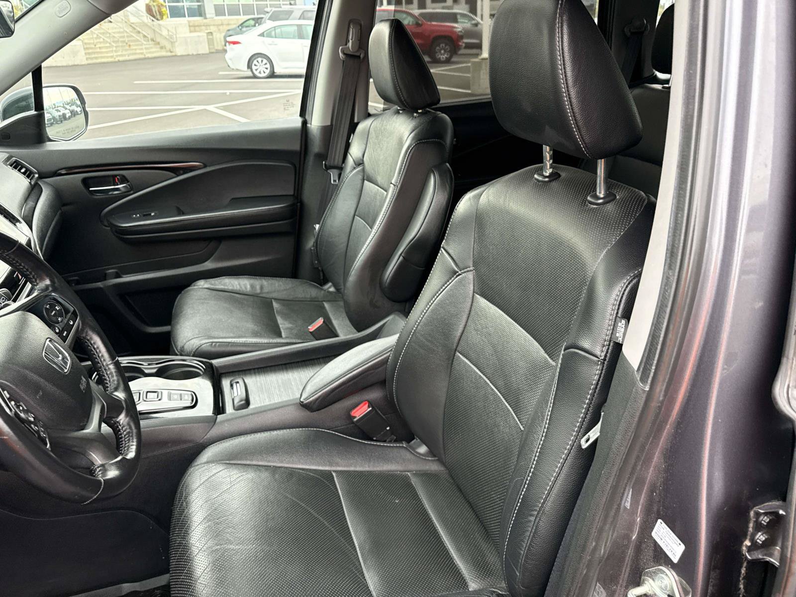 Used 2020 Honda Pilot Elite image 11