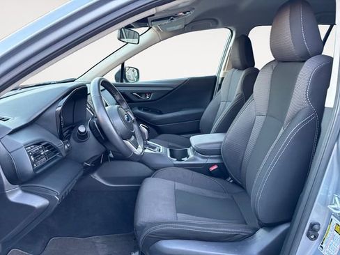Certified 2025 Subaru Outback Premium image 9