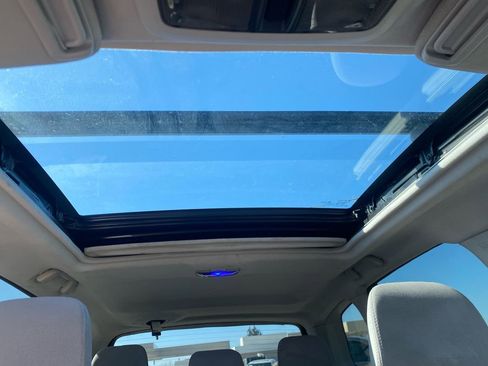 Used 2017 Subaru Forester 2.5i Premium w/ Popular Package #2A AWD/4WD image 22