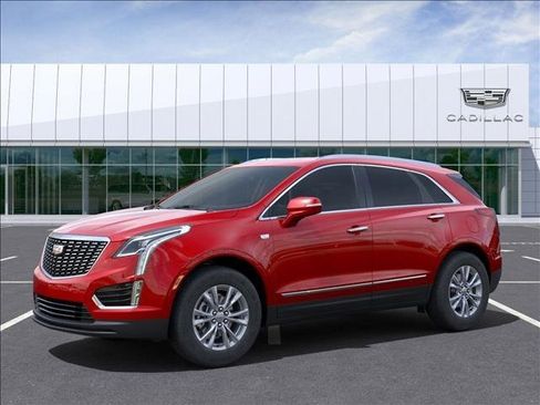 New 2025 Cadillac XT5 Luxury image 2