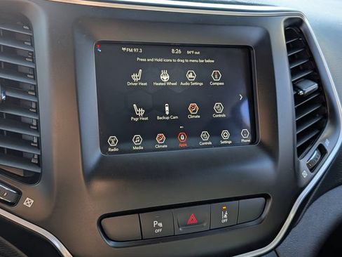 Used 2021 Jeep Cherokee Latitude Plus FWD image 22