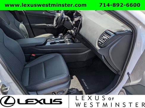 Used 2025 Lexus NX 350h AWD w/ Premium Package image 5