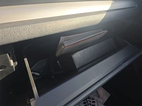 Used 2018 Subaru Forester 2.5i w/ Alloy Wheel Package image 22