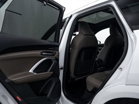 Certified 2025 Audi Q5 Premium Plus w/ Premium Plus image 17