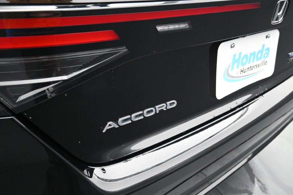 Used 2025 Honda Accord Sport image 17
