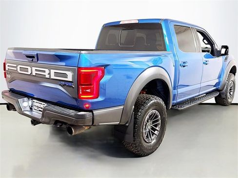 Used 2019 Ford F150 Raptor w/ Equipment Group 802A Luxury image 4