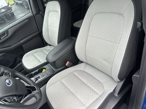 Used 2023 Ford Escape Active AWD/4WD image 15