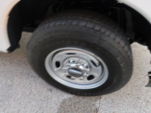 Used 2020 Ford F250 XL w/ Power Equipment Group RWD image 15