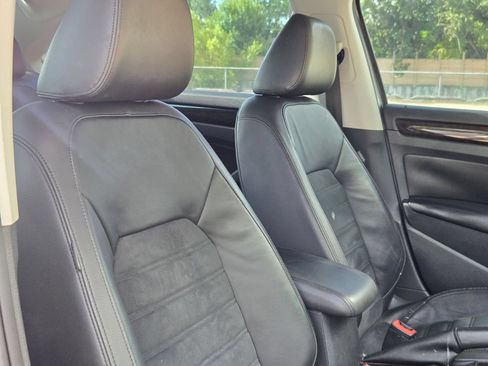 Used 2015 Volkswagen Passat 1.8T SEL Premium FWD image 31