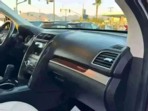 Used 2019 Ford Explorer Platinum AWD/4WD image 12