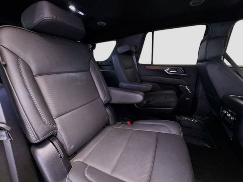 Used 2025 GMC Yukon Denali image 19