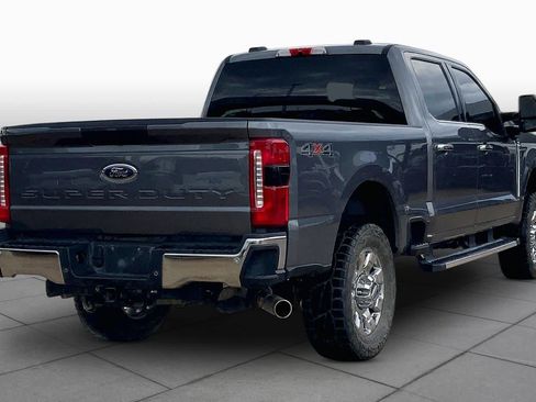 Used 2024 Ford F250 Lariat w/ Chrome Package AWD/4WD image 12