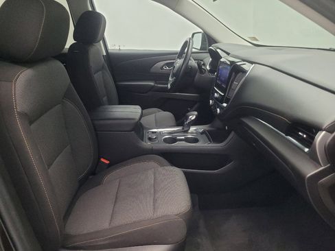 Used 2021 Chevrolet Traverse LT AWD/4WD image 21