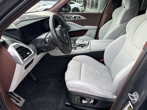 Used 2024 BMW XM Base image 12