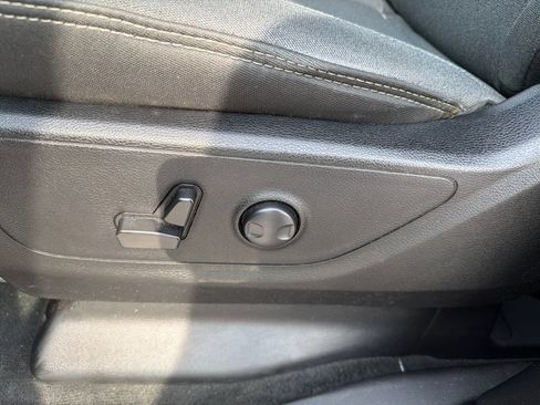 Used 2022 RAM 1500 Big Horn AWD/4WD image 12