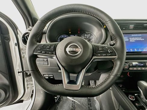 Used 2024 Nissan Kicks SR w/ SR Premium Package FWD image 13