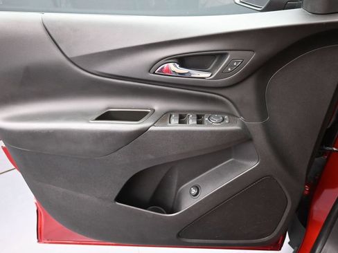 Used 2024 Chevrolet Equinox LT w/ LPO, Floor Liner Package FWD image 16