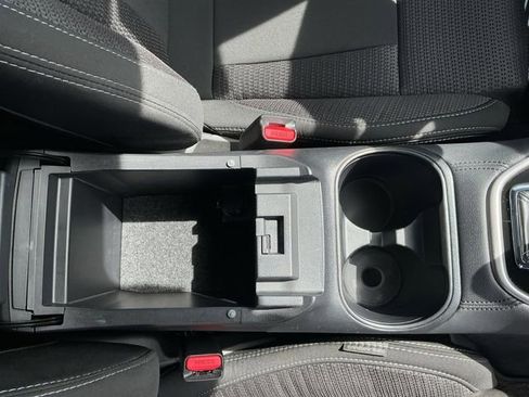 Used 2025 Subaru Outback Premium AWD/4WD image 28