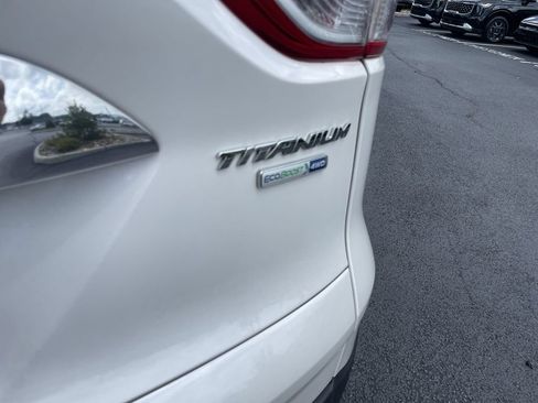 Used 2016 Ford Escape Titanium AWD/4WD image 6