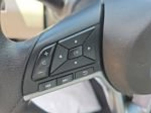 Used 2025 Nissan Altima 2.5 SV FWD image 12