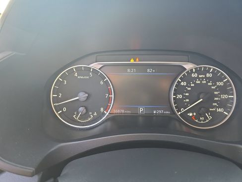 Used 2024 Nissan Altima 2.5 SV FWD image 14