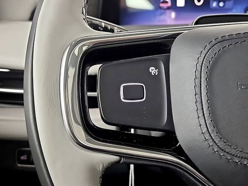 New 2025 Lincoln Navigator Reserve image 19