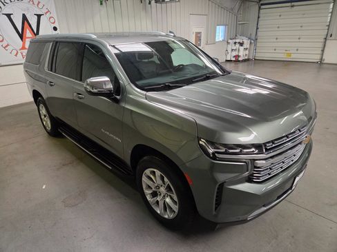 Used 2023 Chevrolet Suburban Premier RWD image 11