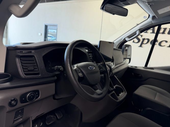 Used 2025 Ford Transit 350 XLT RWD image 13