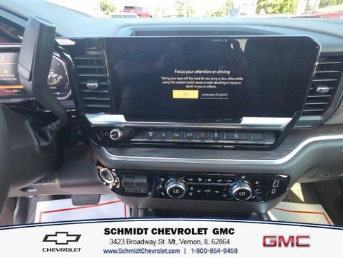 New 2026 GMC Sierra 2500 SLT w/ SLT Premium Package AWD/4WD image 15
