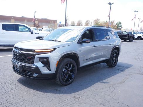 Used 2024 Chevrolet Traverse RS AWD/4WD image 4