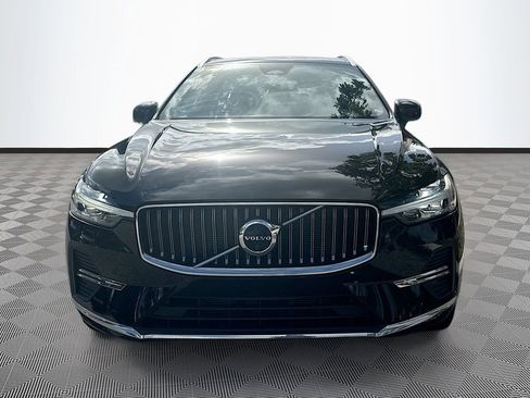 Used 2023 Volvo XC60 B5 Plus w/ Protection Package Premier image 2