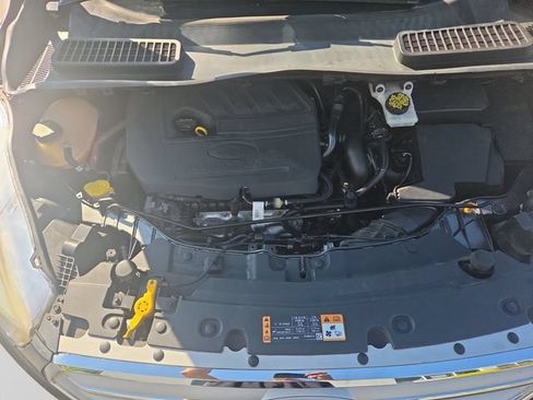 Used 2018 Ford Escape SE w/ SE Sync 3 Package FWD image 32