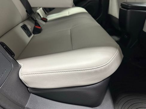 Used 2025 Toyota Prius XLE image 52