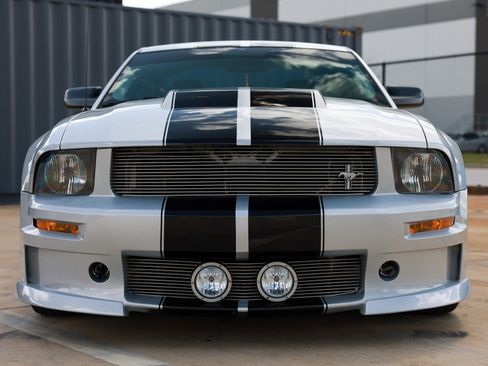 Used 2006 Ford Mustang GT Premium RWD image 20