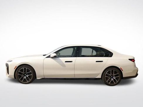 New 2025 BMW 760i xDrive image 31