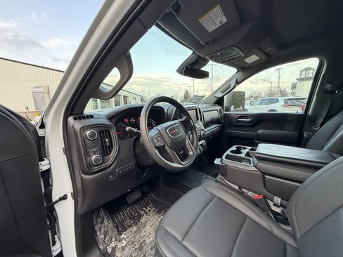 New 2025 GMC Sierra 2500 Pro w/ Convenience Package image 10