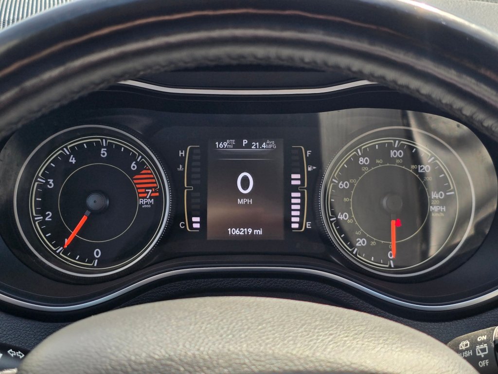Used 2020 Jeep Cherokee Latitude Plus AWD/4WD image 7