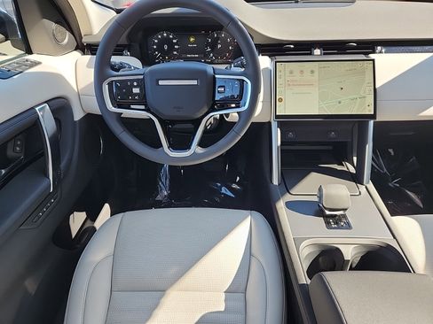 Certified 2025 Land Rover Discovery Sport S image 4