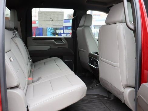 New 2026 GMC Sierra 2500 SLT w/ SLT Premium Package image 11