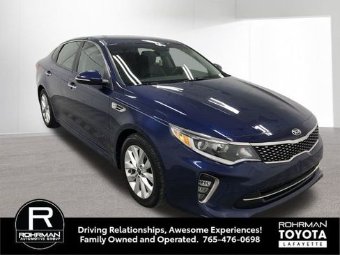 Used 2018 Kia Optima S image 9
