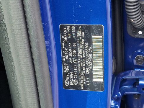 Certified 2025 Hyundai Elantra SE image 25