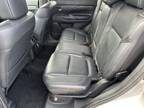 Used 2020 Mitsubishi Outlander SEL image 21