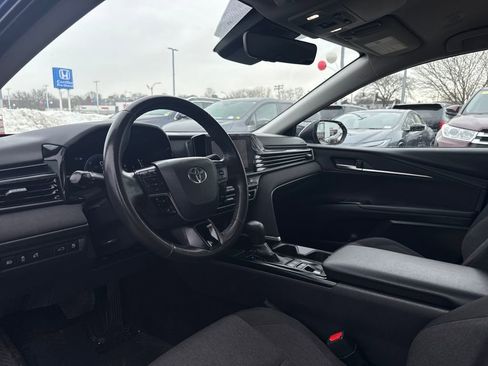 Used 2025 Toyota Camry XSE image 12