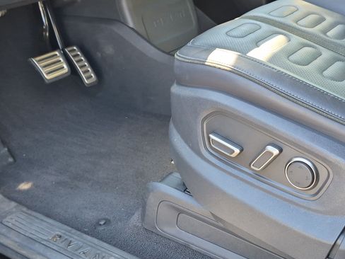 Used 2023 Rivian R1S Adventure AWD/4WD image 17