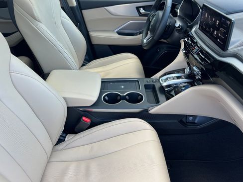 Used 2026 Acura MDX w/ Technology Package image 18