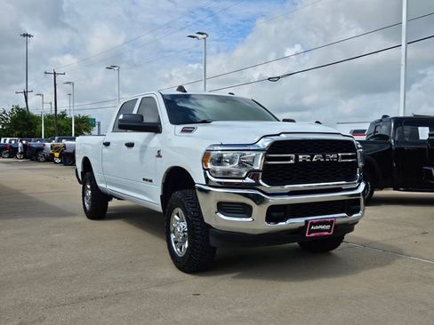 Used 2022 RAM 2500 Tradesman AWD/4WD image 3