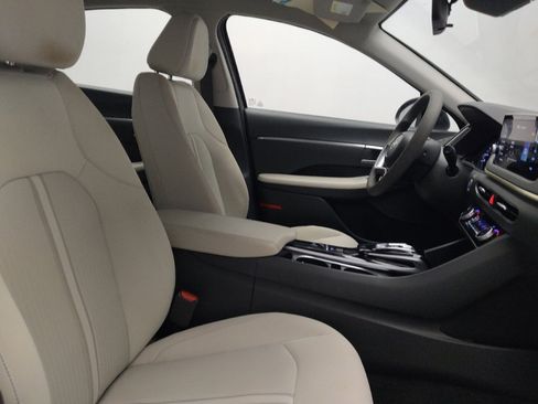 Used 2023 Hyundai Sonata SEL w/ Cargo Package image 21