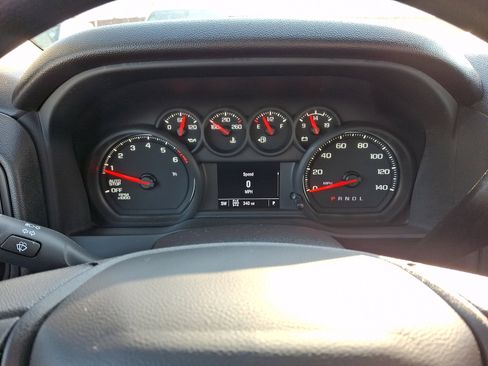 Used 2024 GMC Sierra 1500 Pro w/ Pro Value Package image 17