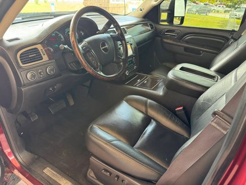 Used 2013 GMC Sierra 2500 Denali AWD/4WD image 14