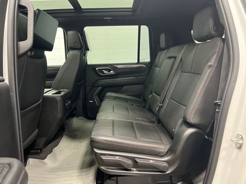 Certified 2023 Chevrolet Suburban RST image 18